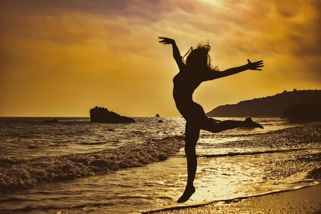 Il Benessere Universale - Maschile e Femminile: la danza delle energie (dal tantra-joga alle neuroscienze: strumenti per il BenEssere olistico)